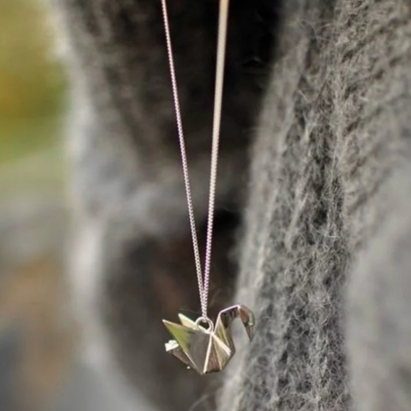 Nikkiwallflower Jewelry - *Raven* Origami Necklace